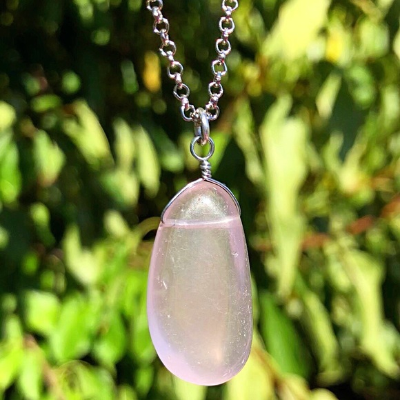 Genuine Rose Quartz Pendant Necklace! - Picture 4 of 5